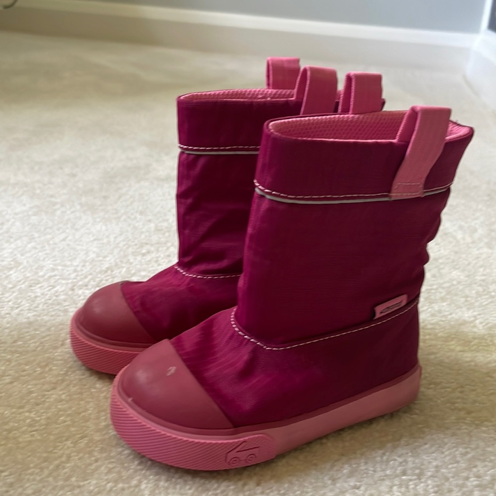 See Kai Run rain/snow boots size Toddler 6- barely worn